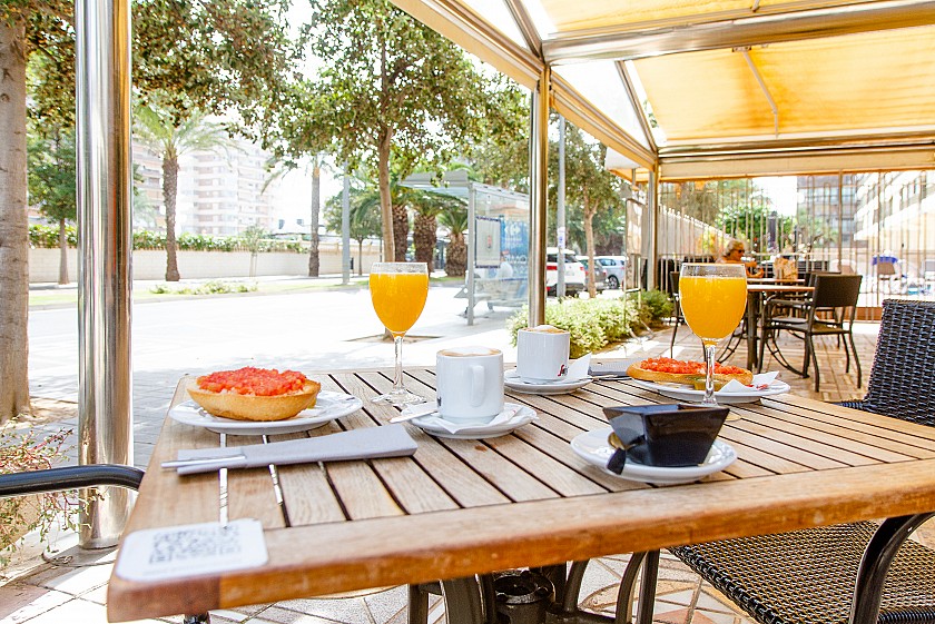Cafetería - Hotel Castilla Alicante