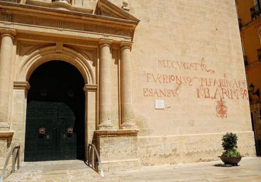 Церкви и памятники - Hotel Castilla Alicante